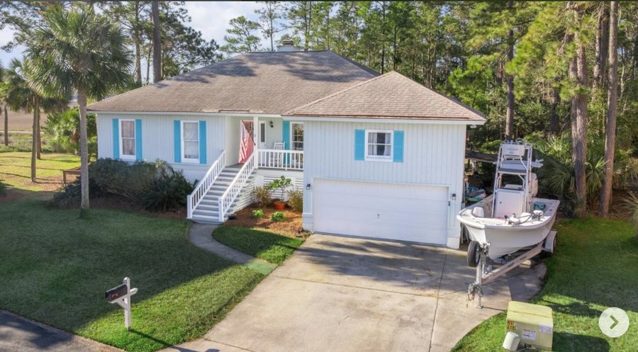 11 Settlers Point · Dutch Island